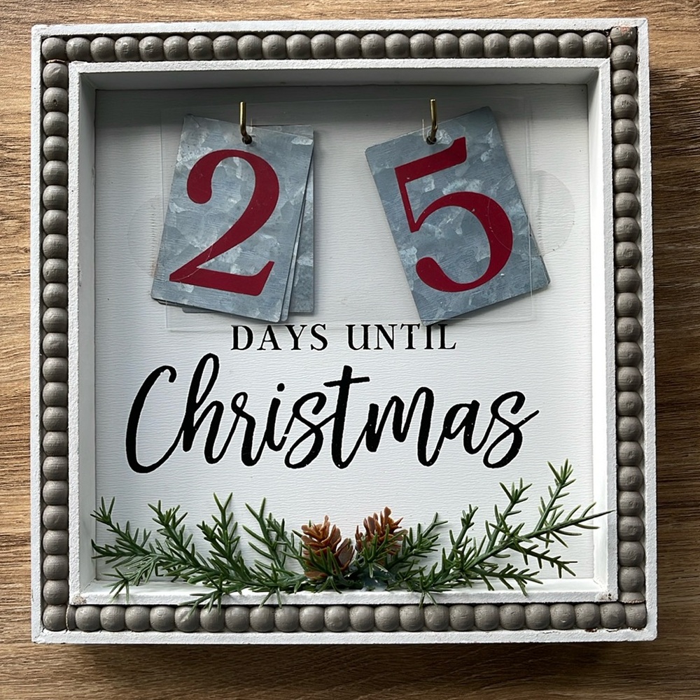 EUC Countdown DAYS UNTIL Christmas Wooden Sign 8” x 8” Advent Holiday